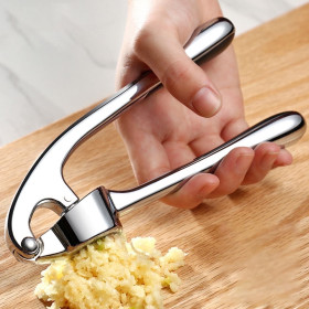 Sadiq No. Dh2397 Garlic Presser 1Pcs